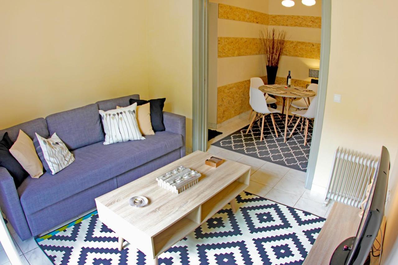 Stylish City Center Garden Apartment Athen Eksteriør billede